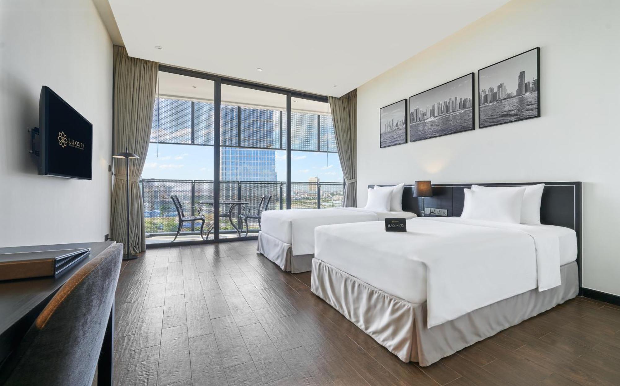 Luxcity &