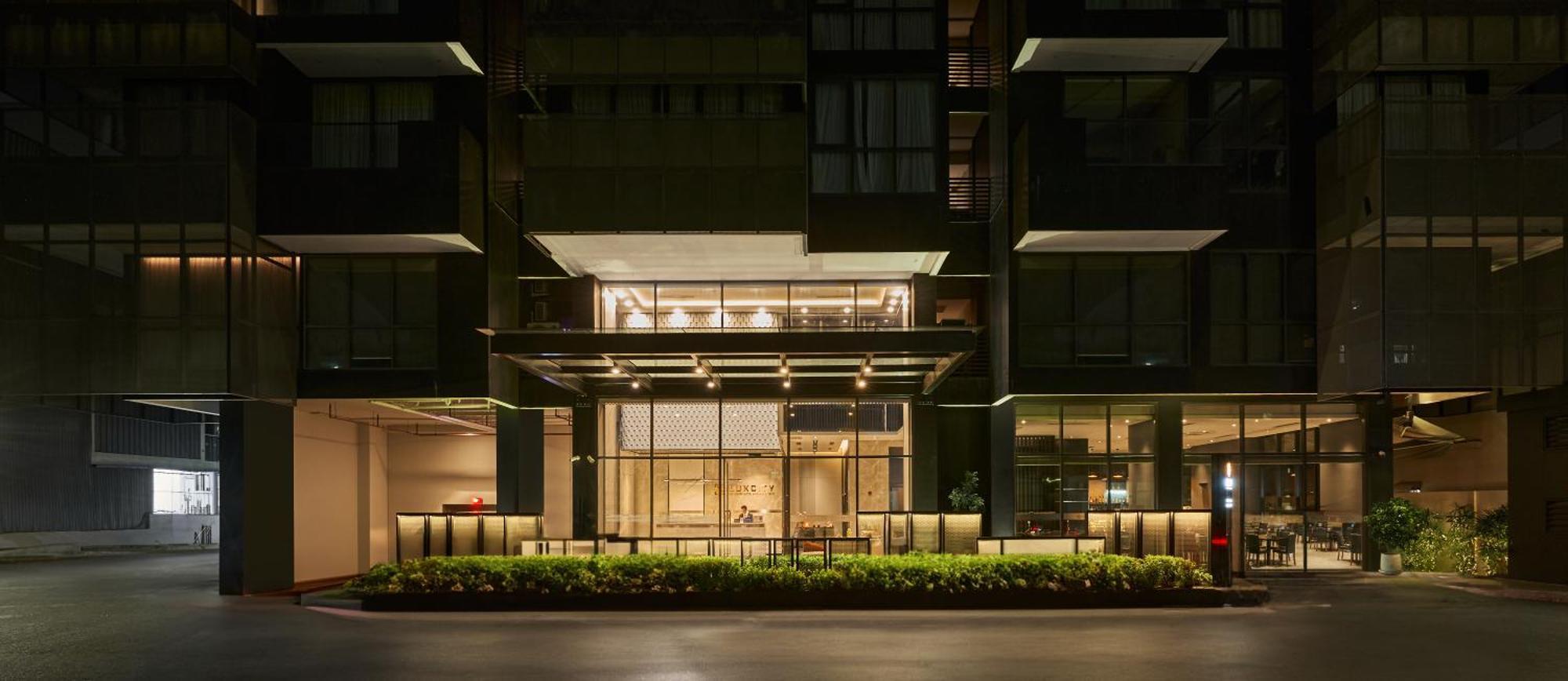 Luxcity & 4*