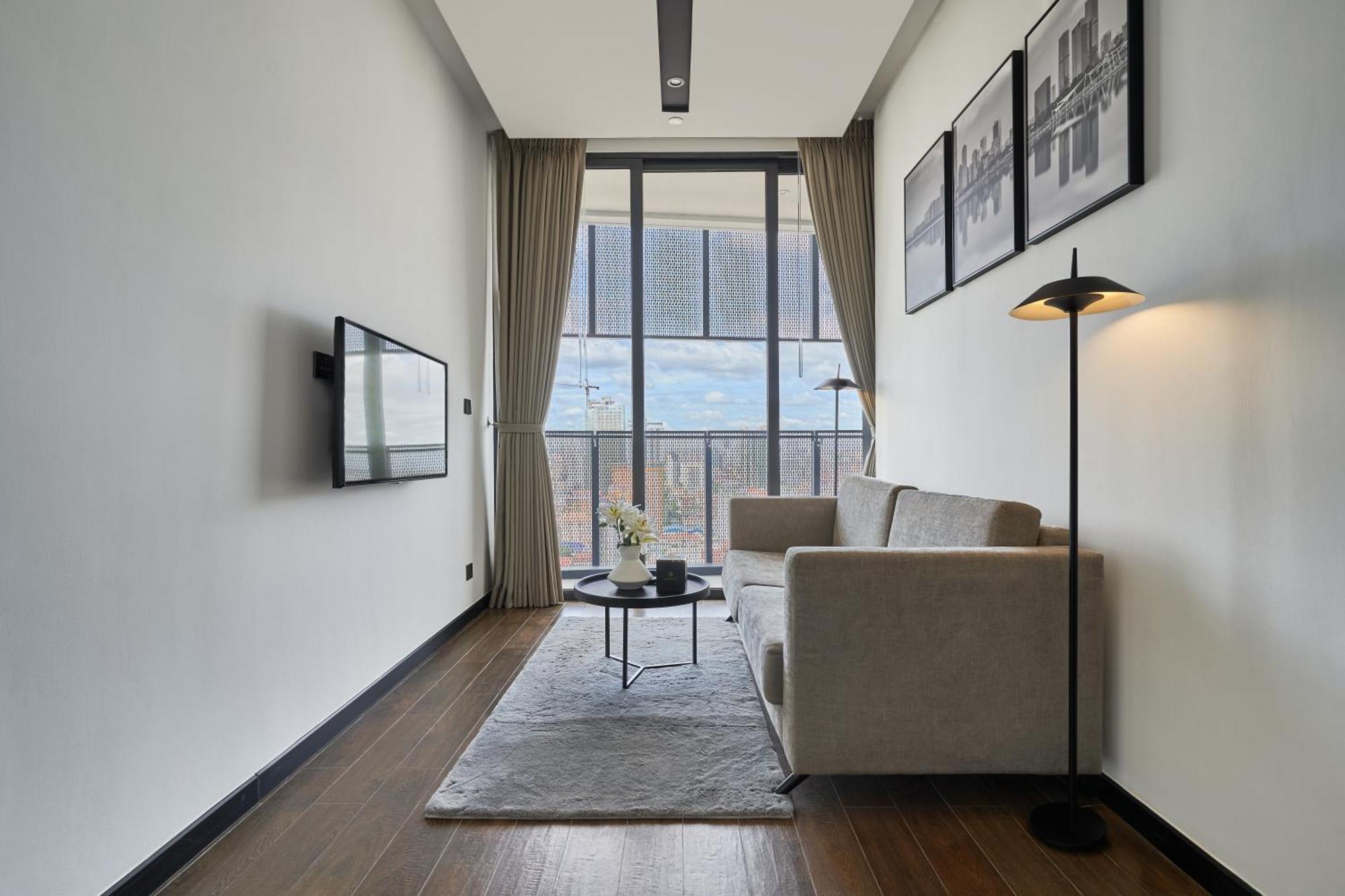 Luxcity & 4* Phnom Penh